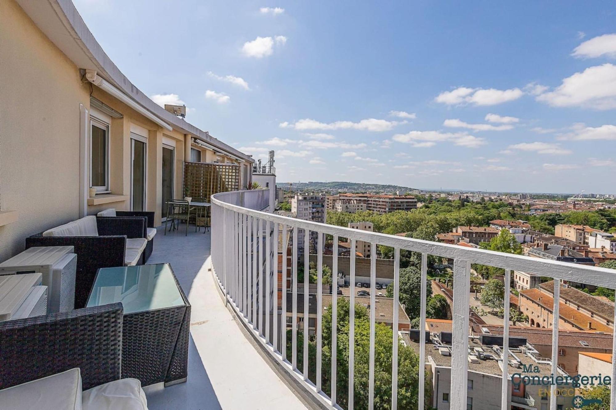 Montaudran Place Dupuy - Vue Panoramique -Metro Tuluza Zewnętrze zdjęcie